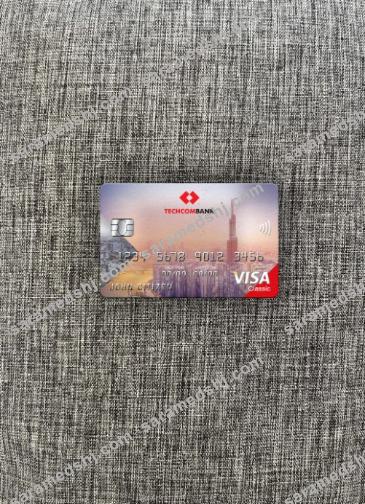 Vietnam Techcombank visa classic card photolook front